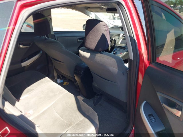 Toyota Prius Two 2014 JTDKN3DU5E1771550 Image 8