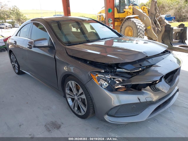 Mercedes-Benz CLA 250 2018 WDDSJ4EB2JN519357 Image 1