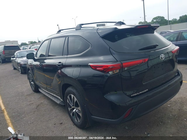 Toyota Highlander Xle 2023 5TDKDRAH2PS519211 Image 3