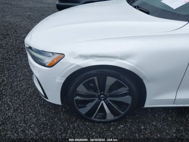 7JRL12FZ7NG162879 Volvo S60 B5 Momentum