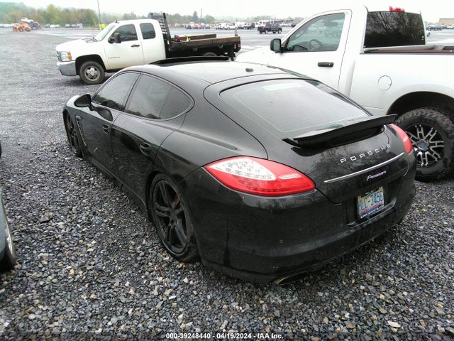2013 PORSCHE PANAMERA WP0AA2A7XDL015067 Photo 2