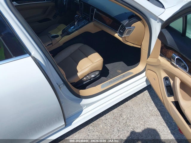 2016 PORSCHE PANAMERA E-HYBRID WP0AD2A72GL041142 Photo 4