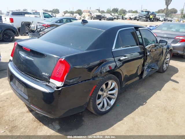 2C3CCAEG7KH568586 Chrysler 300 Limited