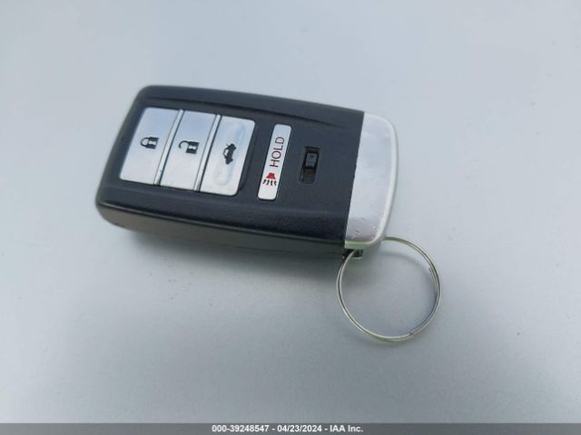 JH4KC1F56FC001085 Acura RLX