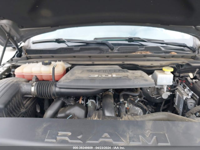 1C6SRFJM8MN612708 RAM 1500 Laramie  4x4 5'7 Box