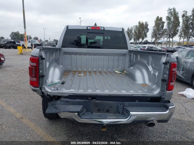 1C6SRFJM8MN612708 RAM 1500 Laramie  4x4 5'7 Box