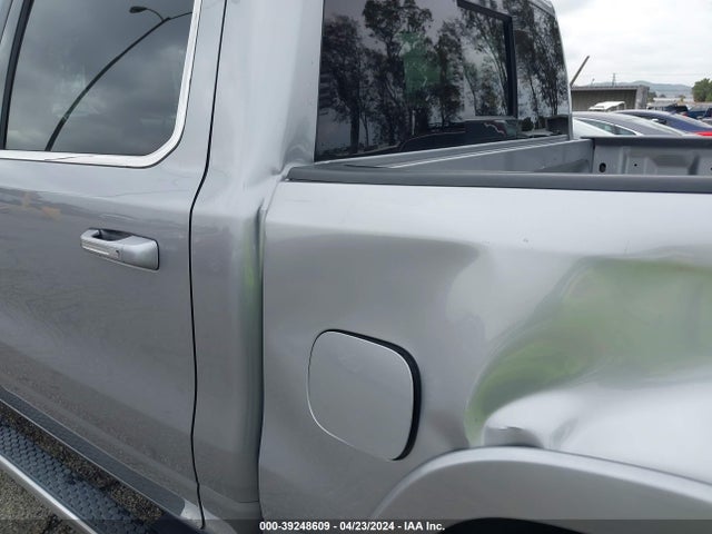 1C6SRFJM8MN612708 RAM 1500 Laramie  4x4 5'7 Box