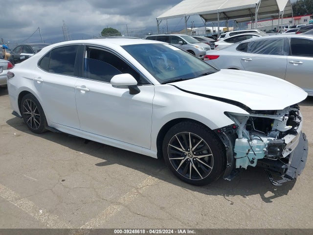 Toyota CAMRY SE 2022 4T1G11AK2NU684773 Image 1
