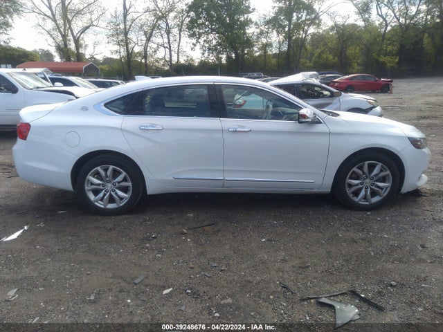 Chevrolet IMPALA 1LT 2018 1G1105S32JU142880 Image 13