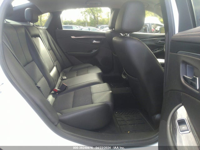 Chevrolet IMPALA 1LT 2018 1G1105S32JU142880 Image 8