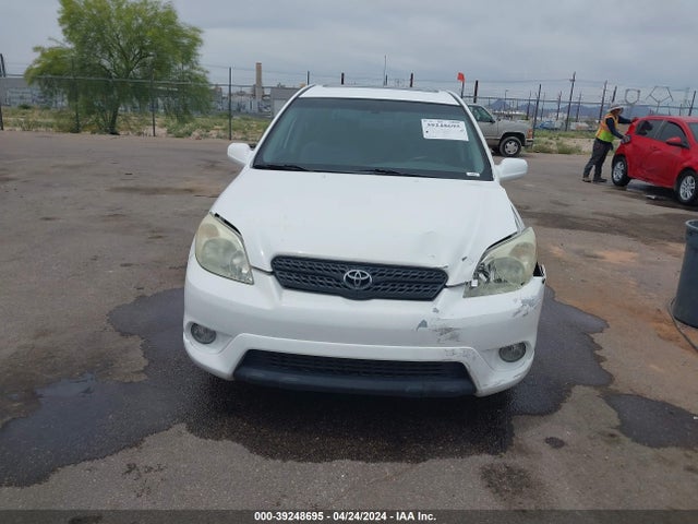 39248695 :رقم المزاد ، 2T1KR32E85C338879 vin ، 2005 Toyota Matrix Xr مزاد بيع