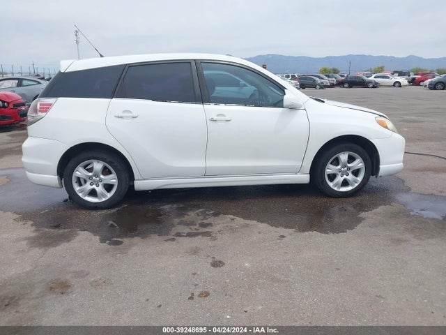 39248695 :رقم المزاد ، 2T1KR32E85C338879 vin ، 2005 Toyota Matrix Xr مزاد بيع