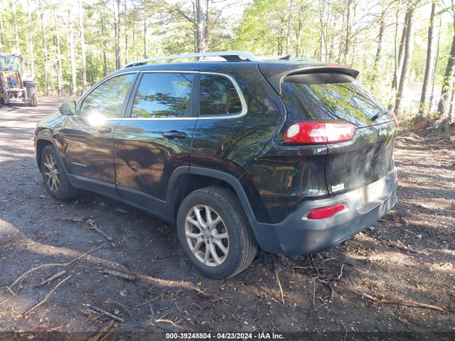 1C4PJLCB7JD573188 Jeep Cherokee Latitude Fwd