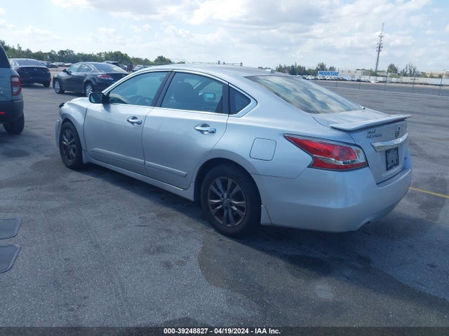 Nissan Altima 2.5 S 2015 1N4AL3AP4FC493350 Image 3