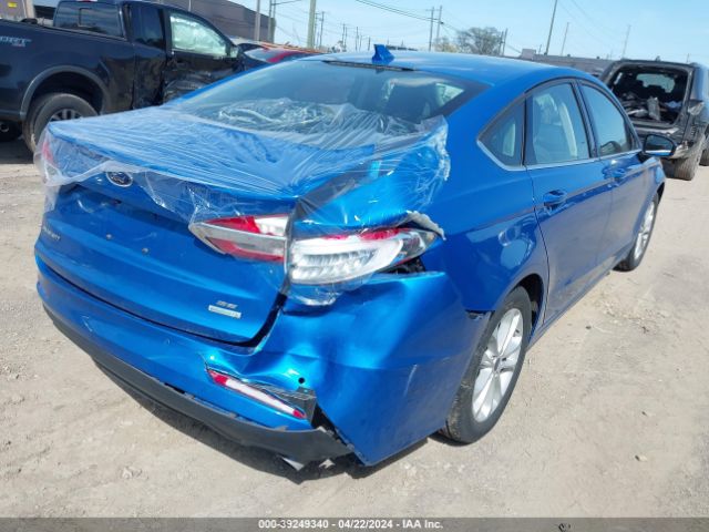 3FA6P0HD3LR218103 Ford FUSION SE