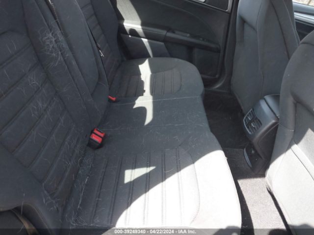 3FA6P0HD3LR218103 Ford FUSION SE