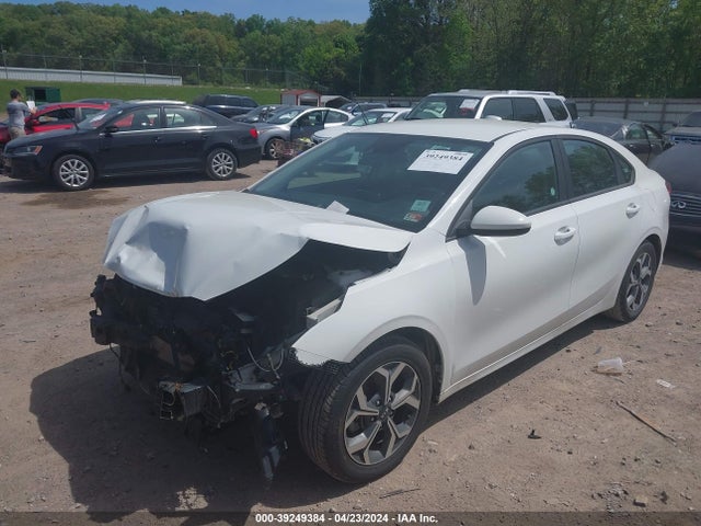 KIA Forte Lxs 2021 3KPF24AD4ME346921 Image 2