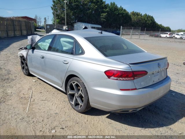 1VWMA7A38LC018973 Volkswagen Passat 2.0t R-line