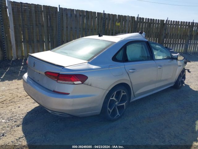 1VWMA7A38LC018973 Volkswagen Passat 2.0t R-line