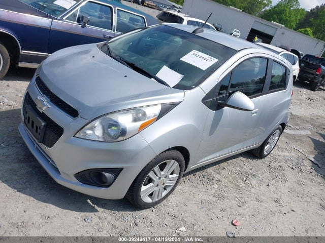 Chevrolet Spark 1lt Cvt 2015 KL8CD6S98FC759026 Image 2