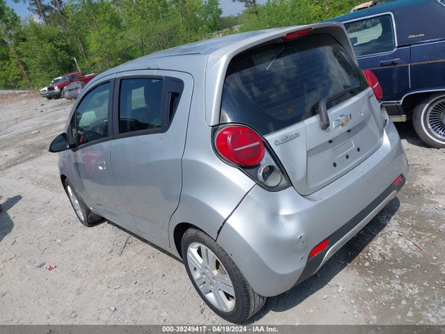 Chevrolet Spark 1lt Cvt 2015 KL8CD6S98FC759026 Image 3