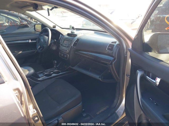 KIA SORENTO LX 2014 5XYKT3A69EG523135 Image 5
