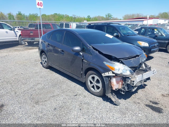 Toyota Prius Three 2015 JTDKN3DU8F1895930 zdjęcie główne