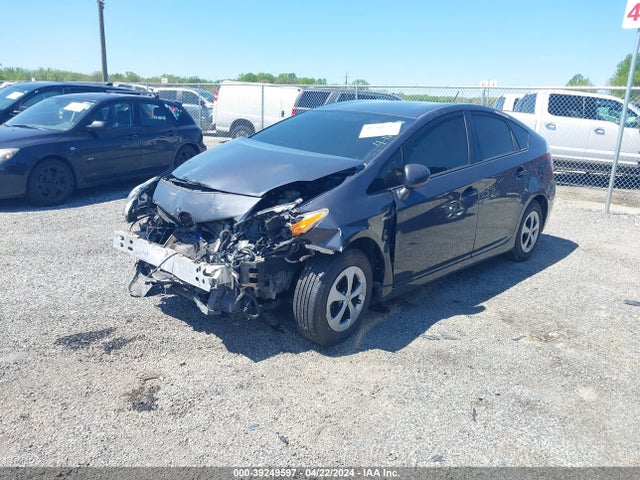 Toyota Prius Three 2015 JTDKN3DU8F1895930 Image 2