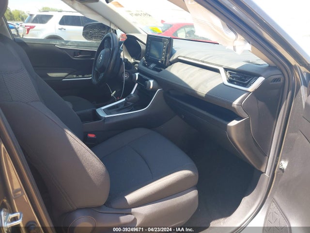 Toyota RAV4 LE 2022 2T3H1RFV4NW234930 Image 5