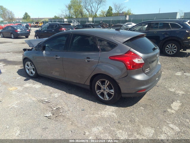 Ford FOCUS SE 2014 1FADP3K28EL102607 Image 3