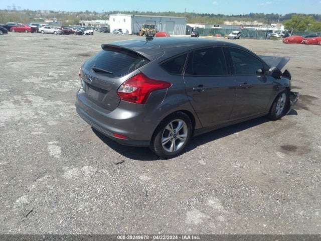 Ford FOCUS SE 2014 1FADP3K28EL102607 Image 4