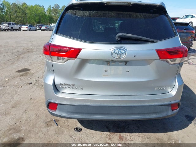 Toyota Highlander Xle 2018 5TDJZRFH3JS527315 Image 16