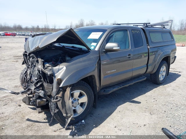 Toyota Tacoma Base V6 2015 5TFUU4EN9FX129341 Image 2