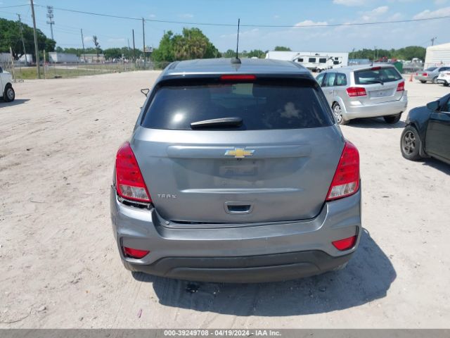 3GNCJKSB0LL317005 Chevrolet Trax Fwd Ls