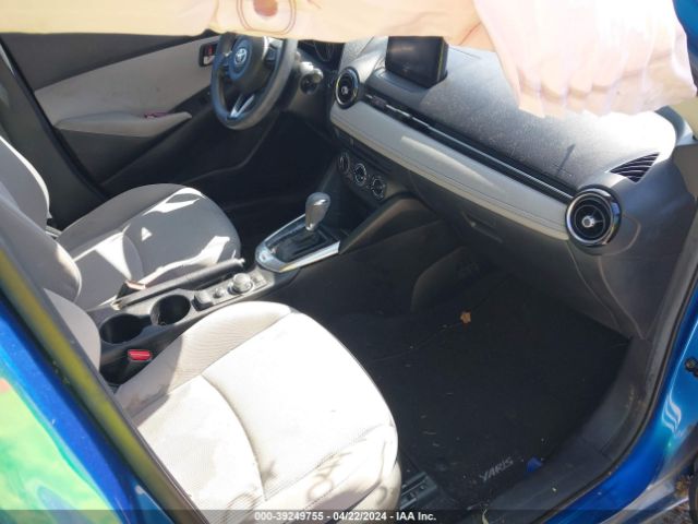 3MYDLBYV5KY505708 Toyota YARIS LE