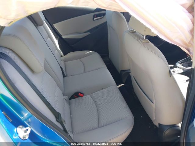 3MYDLBYV5KY505708 Toyota YARIS LE