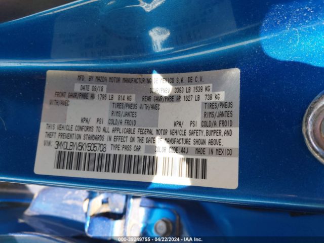 3MYDLBYV5KY505708 Toyota YARIS LE
