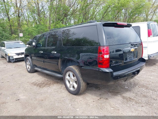 Chevrolet Suburban 1500 Ls 2014 1GNSKHE79ER219198 Image 3