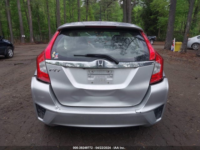 Honda FIT EX 2016 JHMGK5H77GS003157 Image 16
