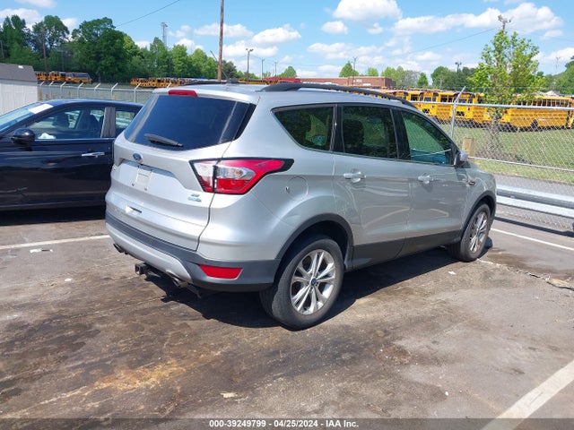 Ford ESCAPE SE 2017 1FMCU9GD1HUD47660 Image 4