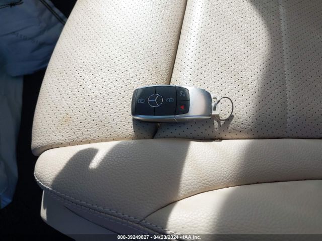 W1N0G8DB9NV326582 Mercedes-Benz Glc 300 Suv