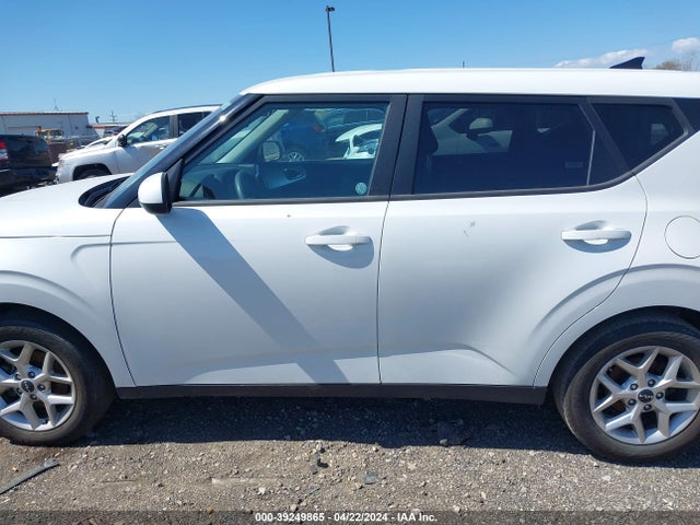 KIA SOUL LX 2022 KNDJ23AU4N7168224 Image 14
