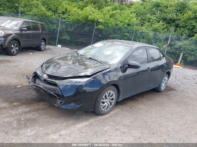 Toyota COROLLA LE 2019 2T1BURHE6KC197380 Image 2