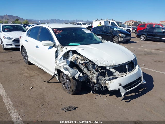 Nissan Altima 2.5 S 2015 1N4AL3AP2FN897400 Image 1
