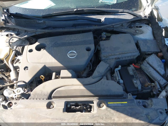 Nissan Altima 2.5 S 2015 1N4AL3AP2FN897400 Image 10