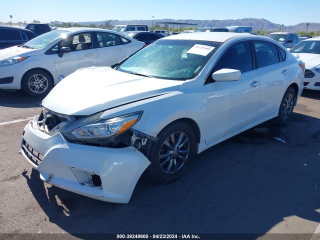 Nissan Altima 2.5 S 2015 1N4AL3AP2FN897400 Image 2