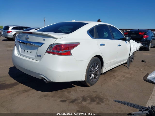 Nissan Altima 2.5 S 2015 1N4AL3AP2FN897400 Image 4