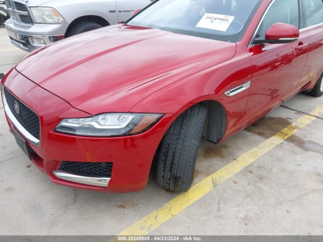 SAJBD4BV4GCY10108 Jaguar Xf 35t Premium