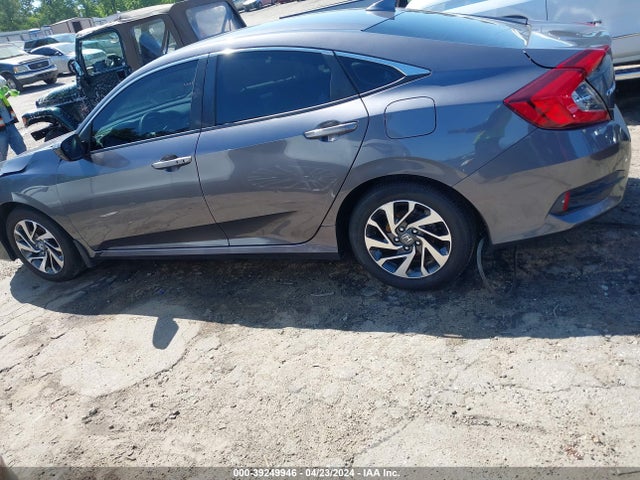 Honda CIVIC EX 2018 2HGFC2F76JH578295 Image 14