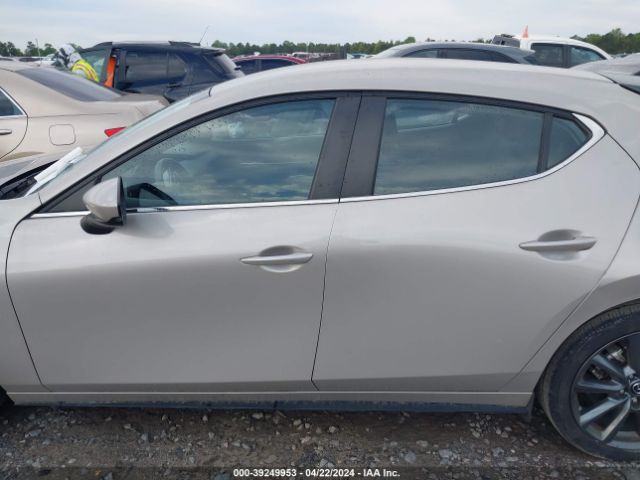 JM1BPAKL0N1504079 Mazda Mazda3 Select